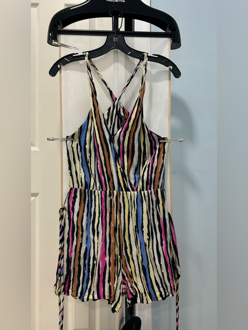 BCBGMaxAzria Multicolor Striped Sleeveless Romper